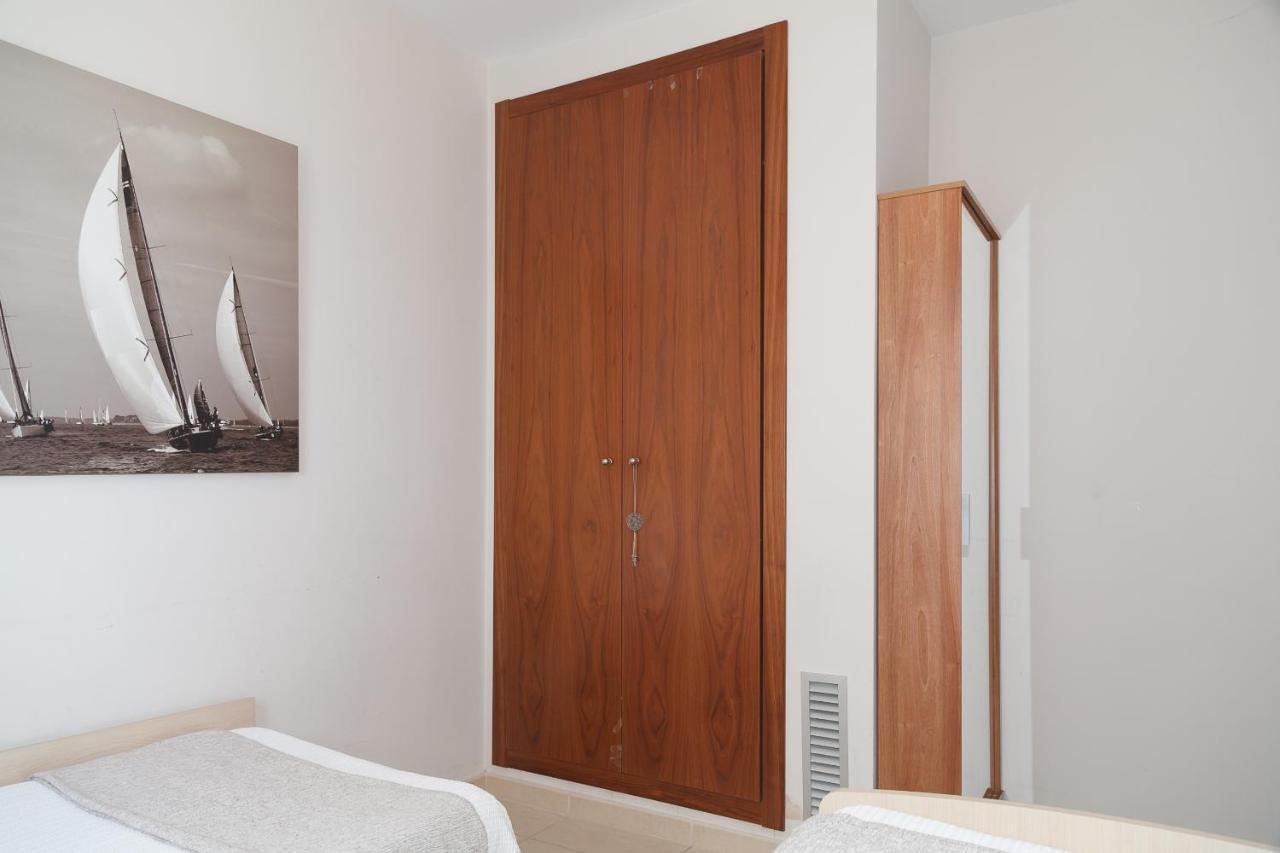 Uhc Panoramic Family Complex Apartment Miami Playa Екстериор снимка